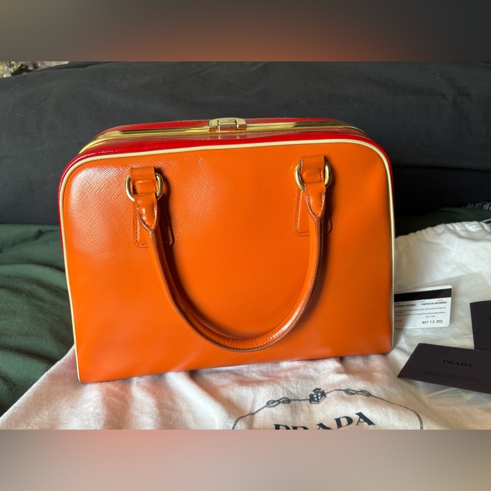 PRADA | RARE Limited Edition Papaya and Rosso Saffiano Vernice Pyramid Frame Bag - Picture 8 of 16